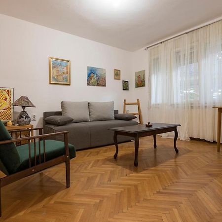 The Pioneers Home 2 Skopje Luaran gambar