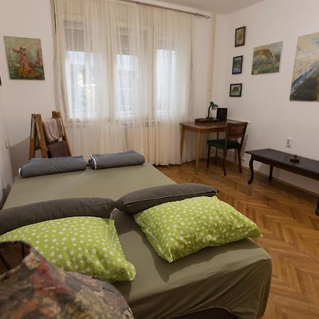 The Pioneers Home 2 Skopje Luaran gambar