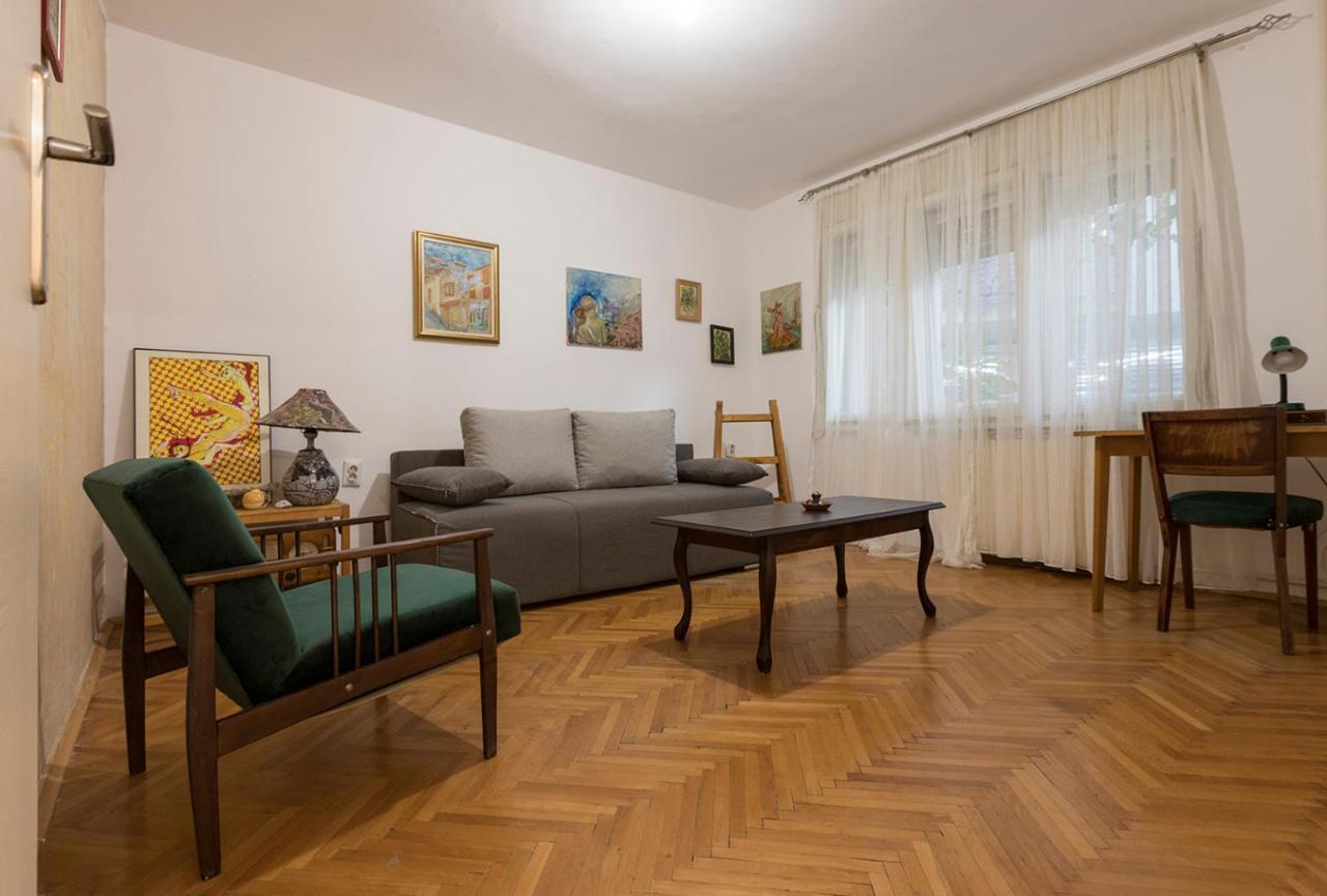 The Pioneers Home 2 Skopje Luaran gambar